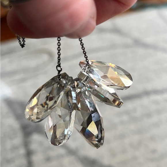 Swarovski necklace and earrings - Picture 2 of 3